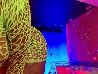 Saamy Tits
